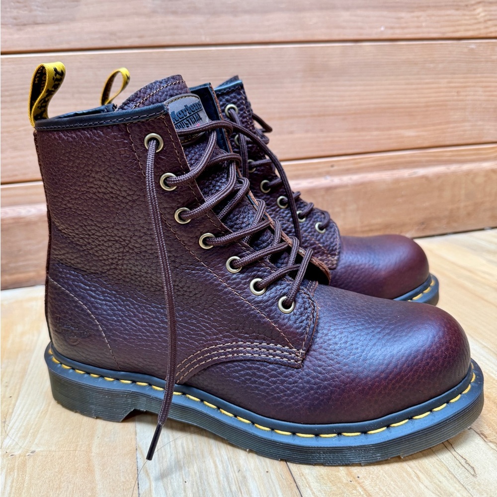 Dr Martens Brown Pebbled Leather Steel Toe Lace Up Boots Women’s Size 9